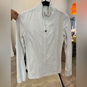 #Lulemoon jacketDefine#lululemoon#define#workout#breathablesupportive size 4